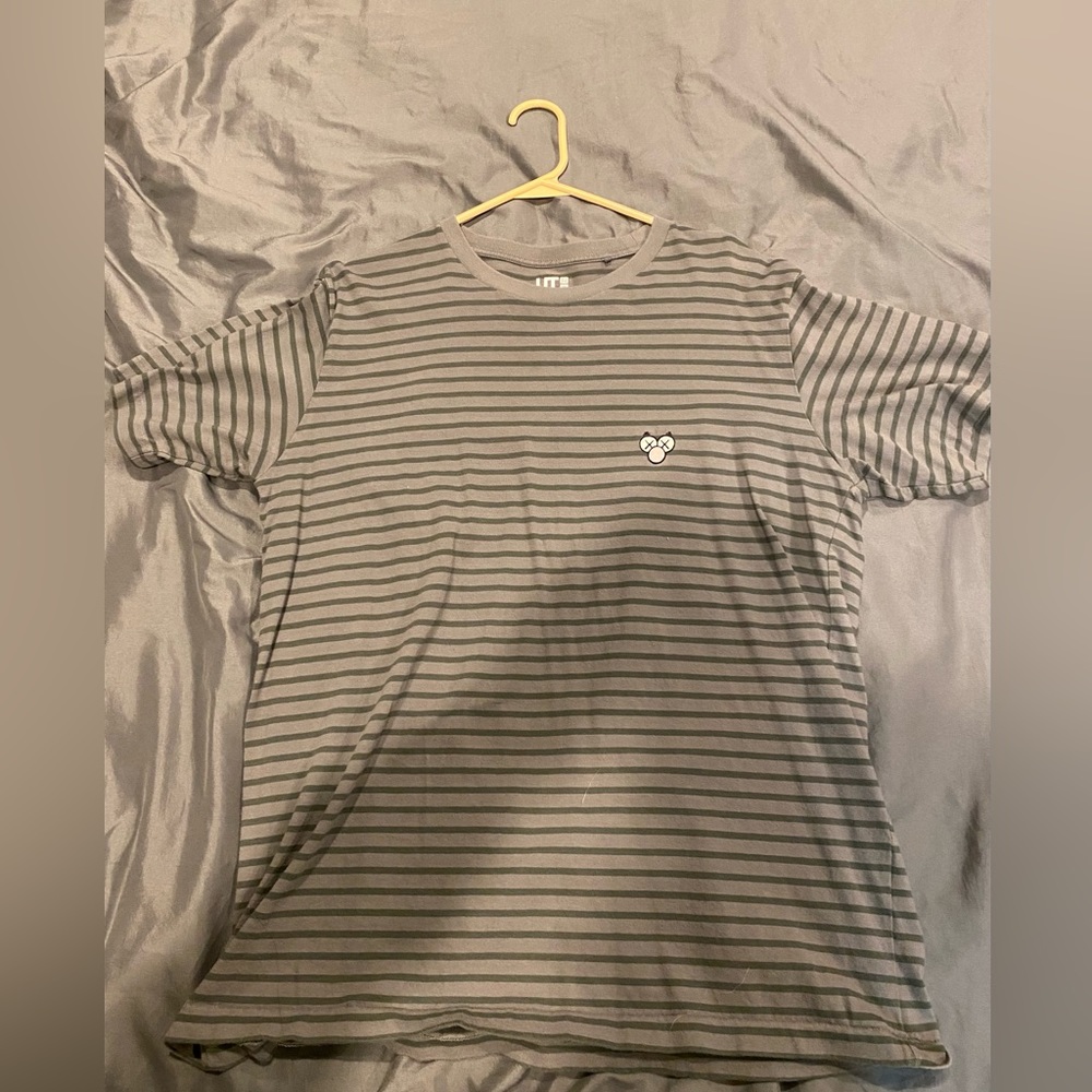 Kaws gray striped t shirt